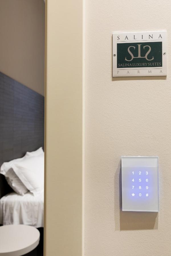 Salina Luxury Suites Parma Exterior foto